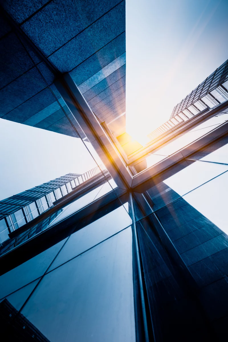 Jak zbudować sofę i stolik z palet: instrukcja DIY krok po kroku, lista materiałów i wskazówki wykończeniowe